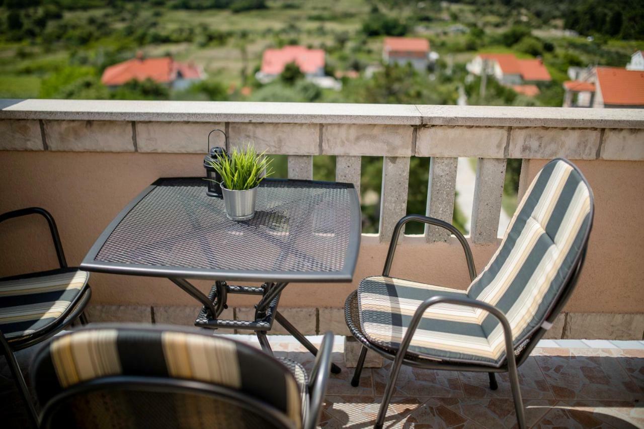Vila Marija Kampor Exterior foto